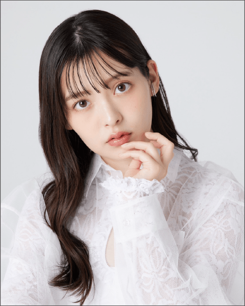 上坂すみれ 向田紗栄子 役